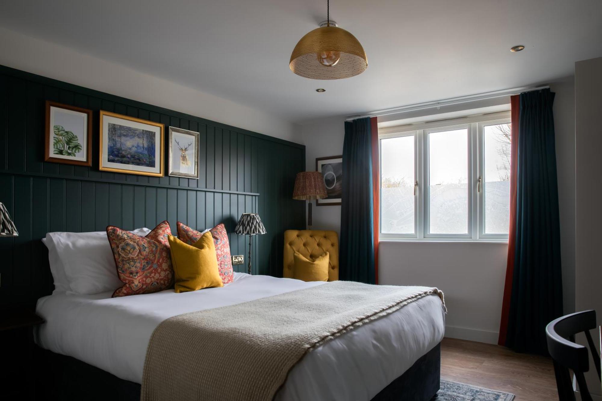 The Bridge Hotel Chertsey Luaran gambar